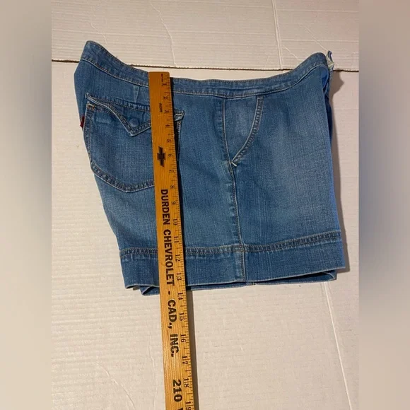 Levi’s size 14 women’s 545 stretch blue denim shorts - Picture 6 of 10